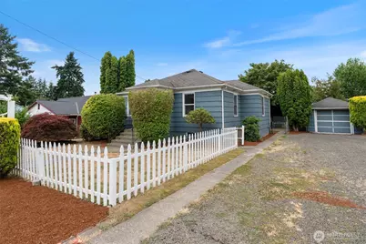3035 Trenton Avenue NE, Bremerton, WA 98310 - Photo 1