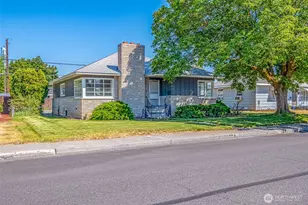 78 E St NE, Ephrata, WA 98823 - Photo 1