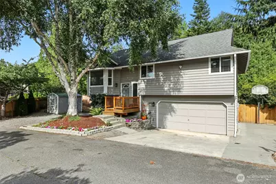 1402 51st Place SW, Everett, WA 98203 - Photo 1