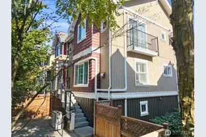 7406 4th Avenue NE, Seattle, WA 98115 - Photo 1