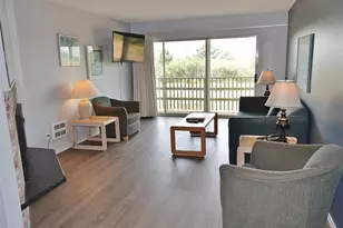 615 Ocean Shores Blvd NW, Ocean Shores, WA 98569 - Photo 1