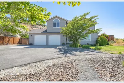 1243 Wheatridge Drive, East Wenatchee, WA 98802 - Photo 1