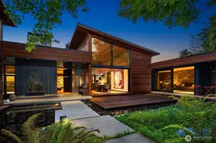 1436 92nd Ave NE, Clyde Hill, WA 98004 - Photo 1