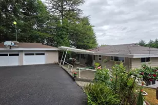 7603 Renton Issaquah Rd SE, Issaquah, WA 98027 - Photo 1