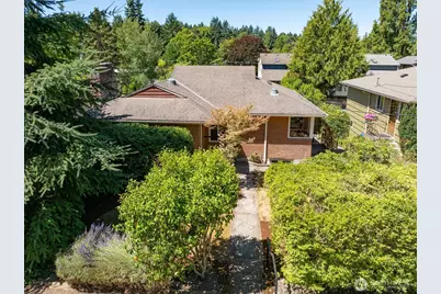 9743 46th Avenue NE, Seattle, WA 98115 - Photo 1