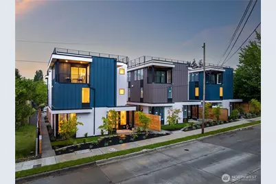 8833 Wallingford Avenue N, Seattle, WA 98103 - Photo 1
