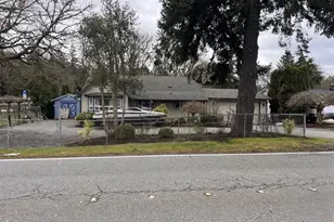 25003 16th Ave S, Des Moines, WA 98198 - Photo 1