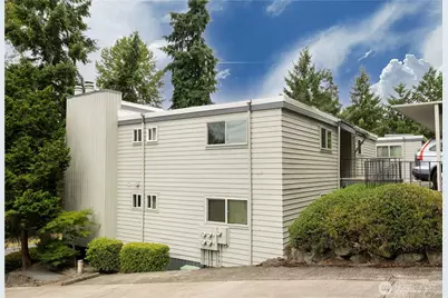 3848 Lake Washington Boulevard SE #6B, Bellevue, WA 98006 - Photo 1