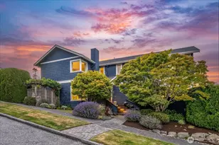 3904 W Sheridan St, Seattle, WA 98199 - Photo 1