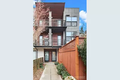 219 12th Ave E #B, Seattle, WA 98102 - Photo 1