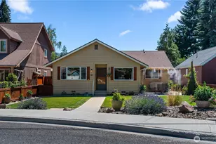 121 Benton St, Leavenworth, WA 98826 - Photo 1