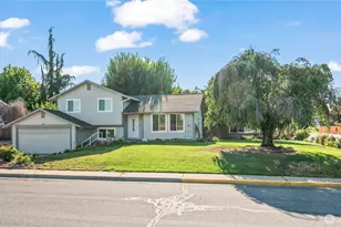 938 College St, Wenatchee, WA 98801 - Photo 1