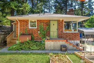 18824 Fremont Ave N, Shoreline, WA 98133 - Photo 1