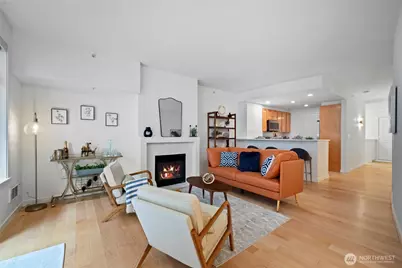 2607 Western Avenue #202, Seattle, WA 98121 - Photo 1