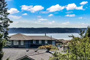 345 Seaview Ct, Camano Island, WA 98282 - Photo 1