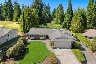 18224 NE 27th St, Redmond, WA 98052 - Photo 1