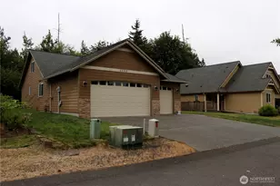 2360 SE Plymouth Way, Port Orchard, WA 98366 - Photo 1