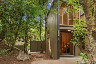 1121 NW 200th St, Shoreline, WA 98177 - Photo 1