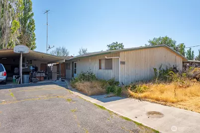 449 Offutt Drive, Moses Lake, WA 98837 - Photo 1