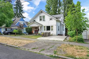 233 NE Washington Ave, Chehalis, WA 98532 - Photo 1