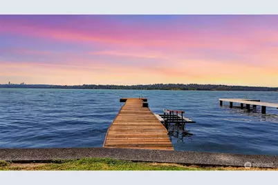 409 5th Avenue W, Kirkland, WA 98033 - Photo 1