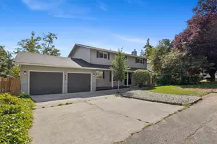 652 SW Judson Dr, Oak Harbor, WA 98277 - Photo 1