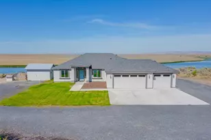 9364 Stonecrest Rd NE, Moses Lake, WA 98837 - Photo 1
