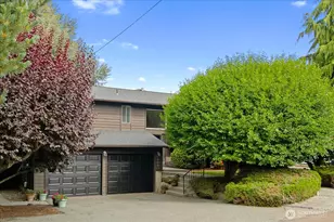 525 Holly Dr, Edmonds, WA 98020 - Photo 1