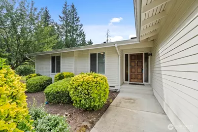 13817 SE 3rd Place, Bellevue, WA 98005 - Photo 1
