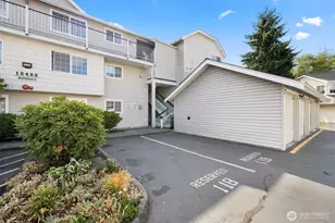 12423 4th Ave W, Everett, WA 98204 - Photo 1