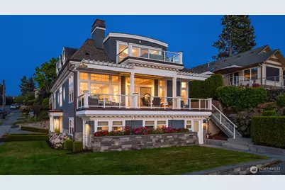 702 2nd Street S, Kirkland, WA 98033 - Photo 1