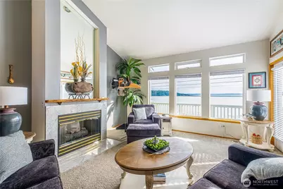 1325 SE 10th Court #2, Oak Harbor, WA 98277 - Photo 1