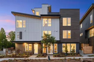 4300 NE 52nd St, Seattle, WA 98105 - Photo 1
