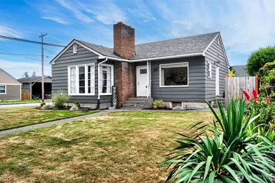319 S Anacortes Street, Burlington, WA 98233 - Photo 1
