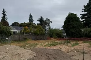 5729 35th Ave NE, Seattle, WA 98105 - Photo 1