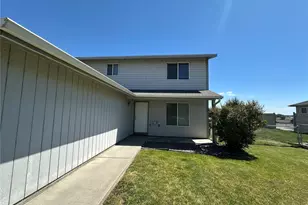 1021 W Windrose, Moses Lake, WA 98837 - Photo 1