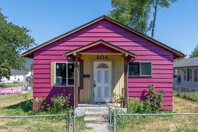 804 S 7th Avenue, Kelso, WA 98626 - Photo 1