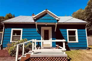 1550 Larch St, Raymond, WA 98577 - Photo 1