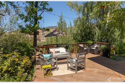 6879 Stine Hill Road, Cashmere, WA 98815 - Photo 1