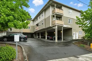 11424 1st Ave S, Seattle, WA 98168 - Photo 1