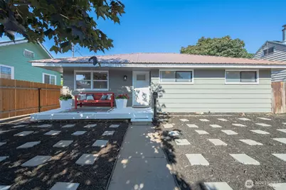 856 Kittitas Street, Wenatchee, WA 98801 - Photo 1