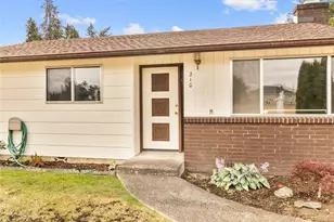 210 Tacoma Ave, Centralia, WA 98531 - Photo 1
