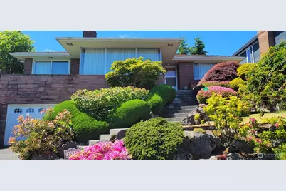 2625 38th Avenue W, Seattle, WA 98199 - Photo 1