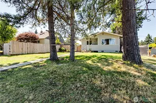 1232 W 9th St, Port Angeles, WA 98363 - Photo 1