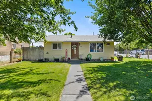 1306 E Spruce St, Othello, WA 99344 - Photo 1