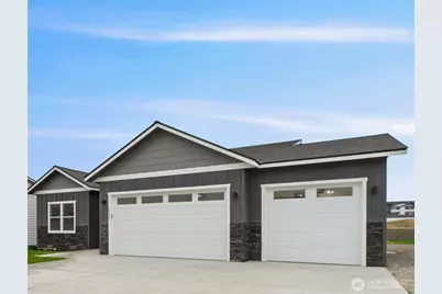 2435 Noah Street SE, East Wenatchee, WA 98802 - Photo 1