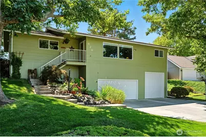 826 Jacquelyn Street, Milton-Freewater, OR 97862 - Photo 1