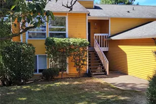 17801 Stone Ave N, Shoreline, WA 98133 - Photo 1