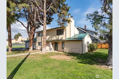 925 Gellatly Street, Wenatchee, WA 98801 - Photo 1