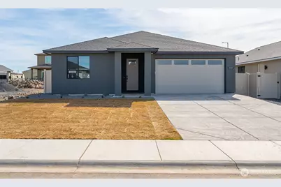 1126 9th Avenue NE, Ephrata, WA 98823 - Photo 1